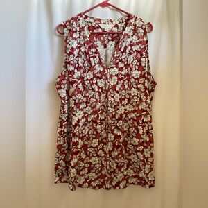 Magnolia Grace Addilyn Pleat Detail Tunic Top